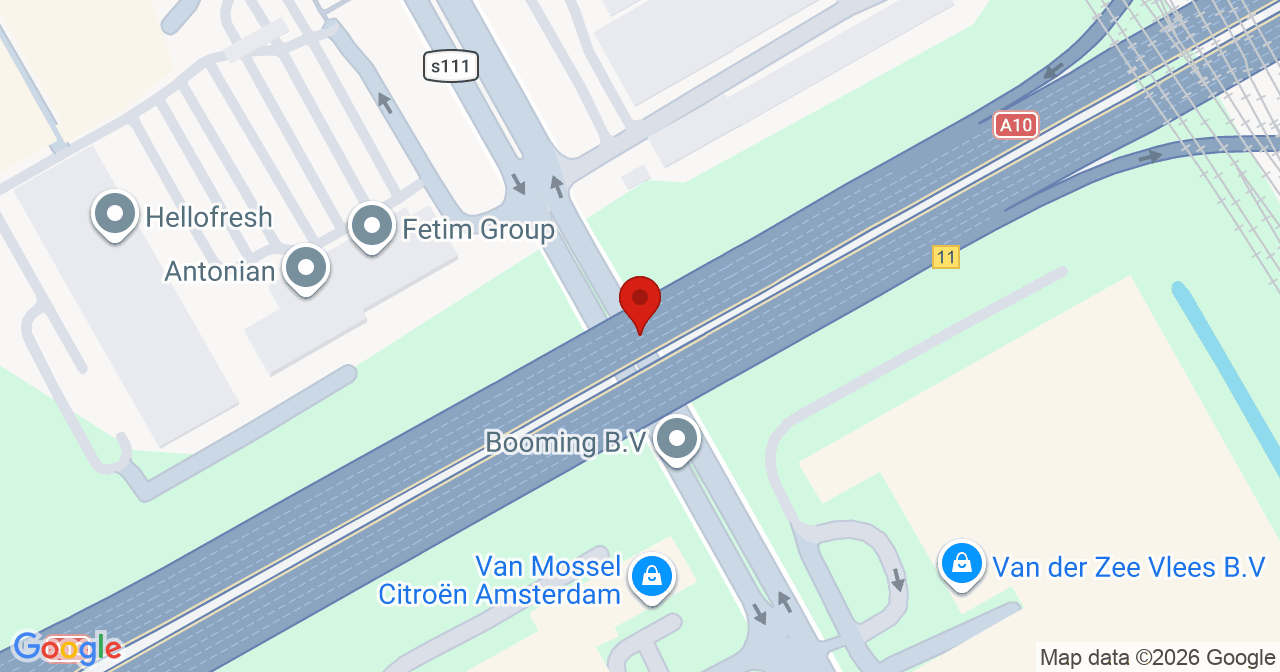 Kaart van het incident in Amsterdam-Duivendrecht met de aanrijroutes van de gealarmeerde eenheden