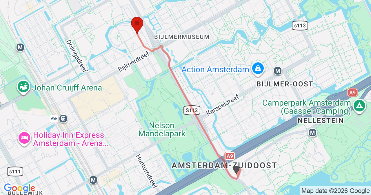 Kaart van het incident in Amsterdam met de aanrijroutes van de gealarmeerde eenheden