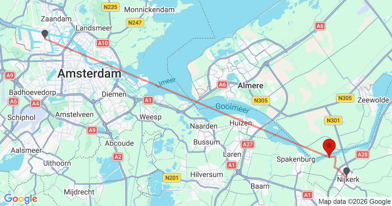 Kaart van het incident in Nijkerk met de aanrijroutes van de gealarmeerde eenheden