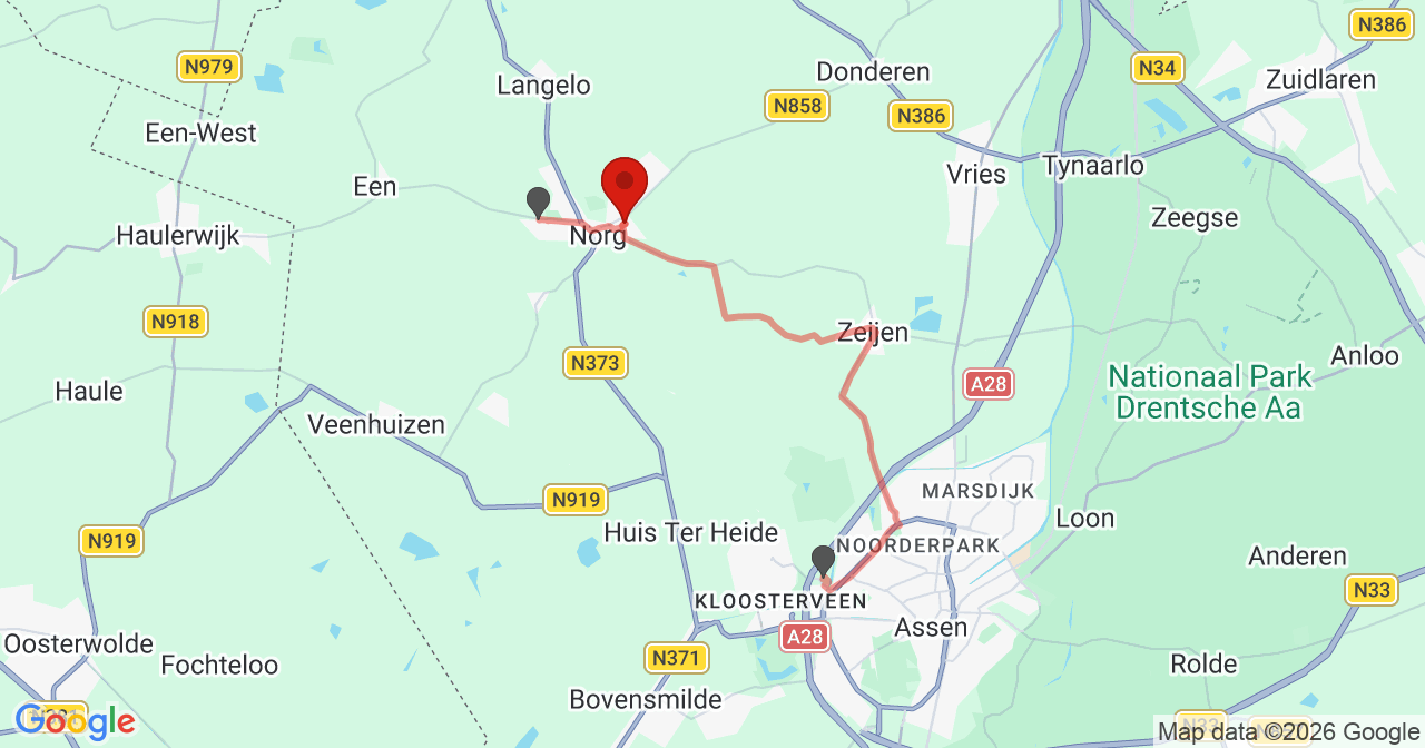 Kaart van het incident in Norg met de aanrijroutes van de gealarmeerde eenheden