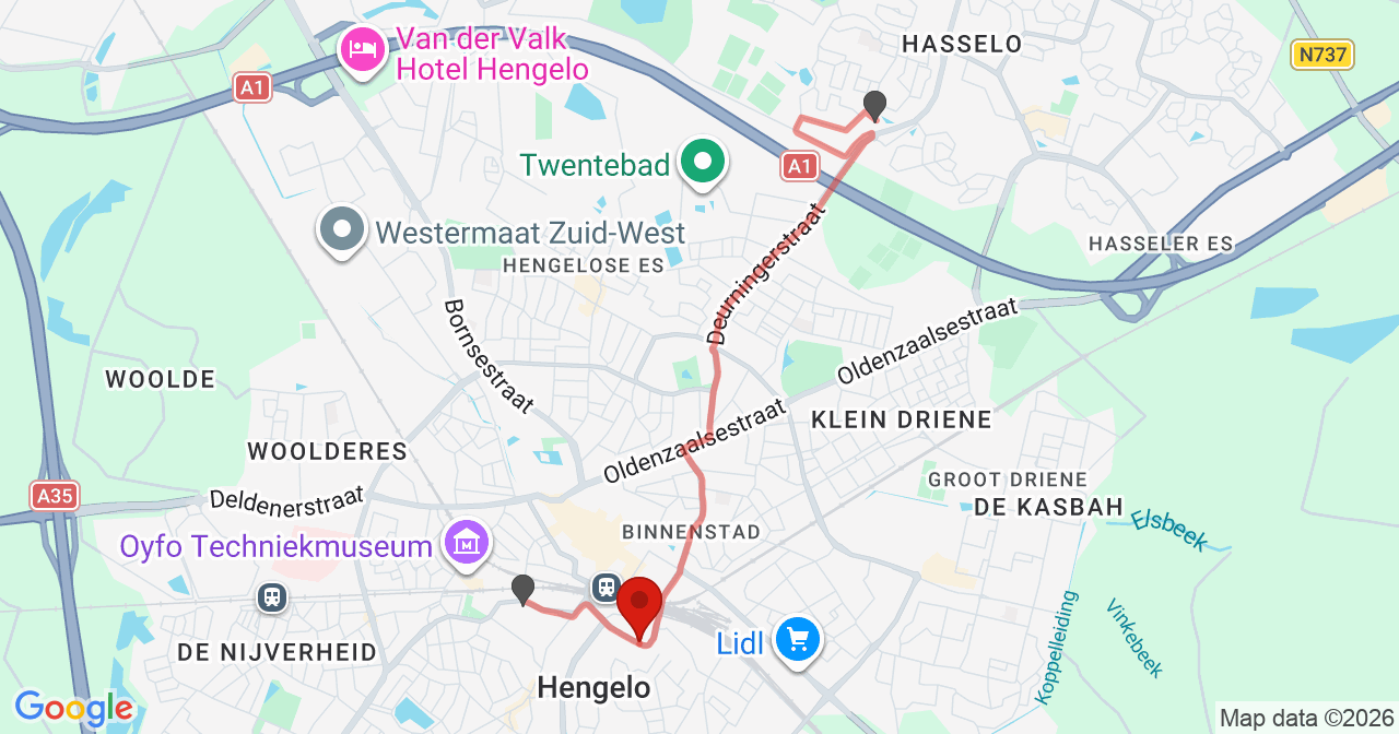 Kaart van het incident in Hengelo met de aanrijroutes van de gealarmeerde eenheden