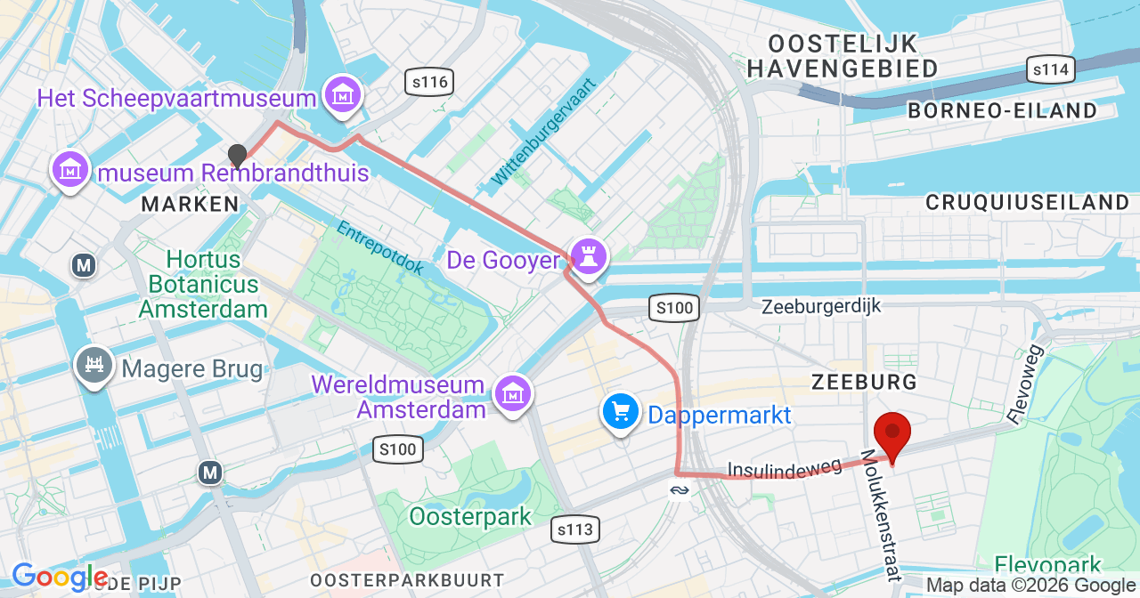 Kaart van het incident in Amsterdam met de aanrijroutes van de gealarmeerde eenheden