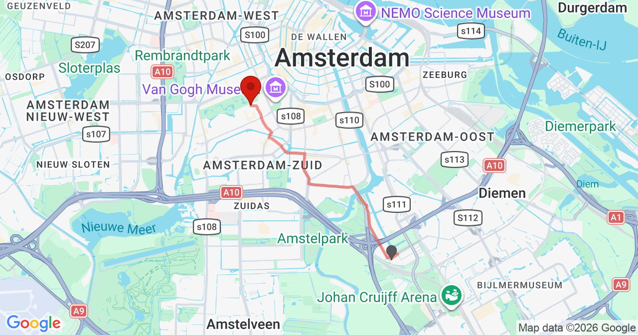 Kaart van het incident in Amsterdam met de aanrijroutes van de gealarmeerde eenheden