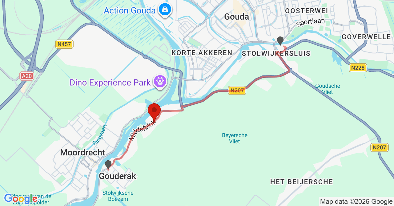 Kaart van het incident in Gouderak met de aanrijroutes van de gealarmeerde eenheden