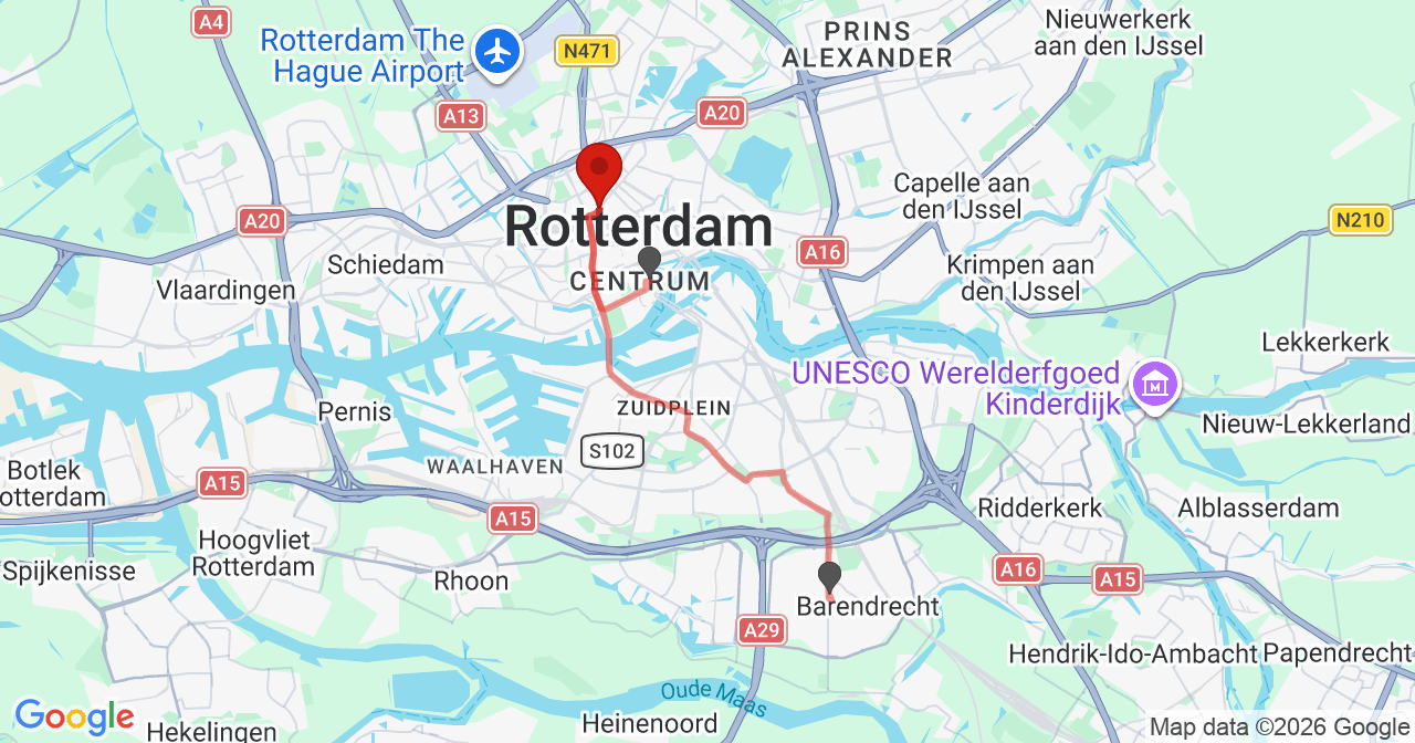 Kaart van het incident in Rotterdam met de aanrijroutes van de gealarmeerde eenheden