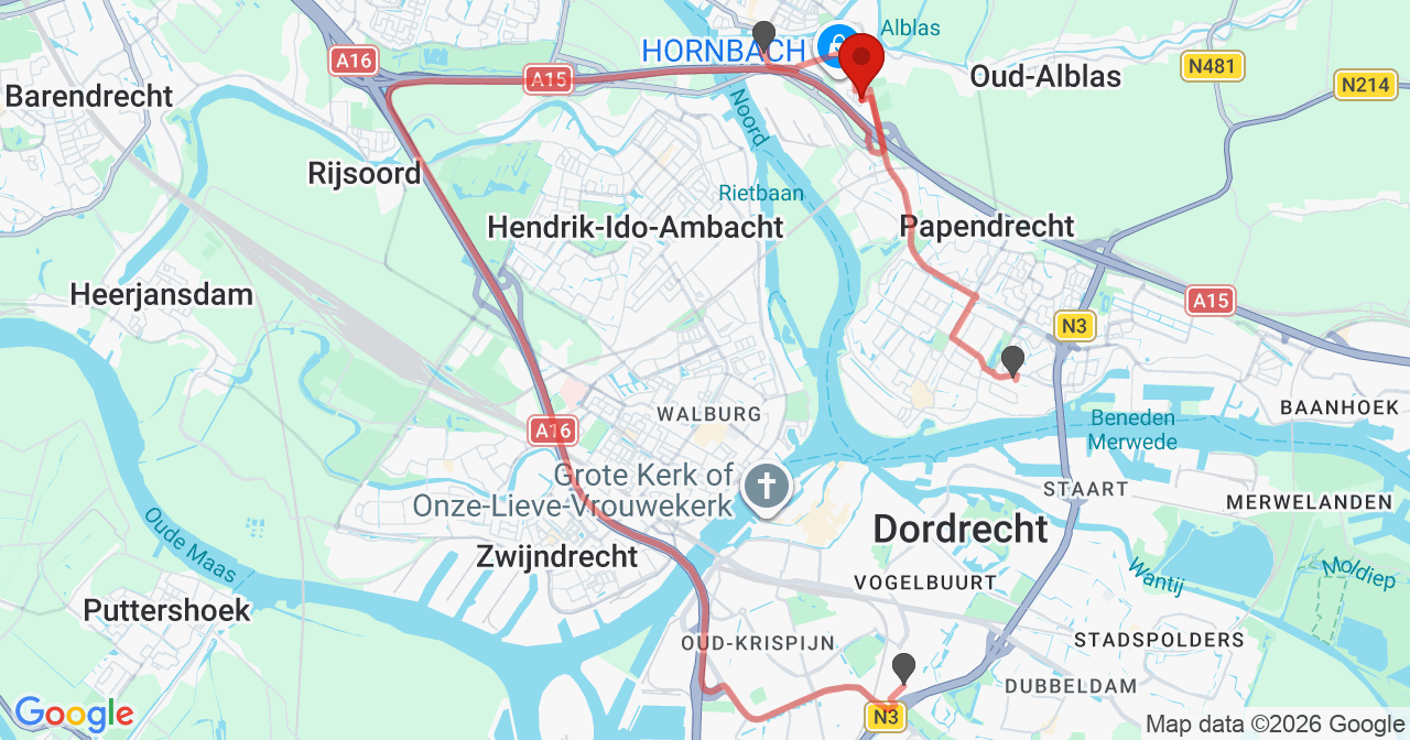 Kaart van het incident in Alblasserdam met de aanrijroutes van de gealarmeerde eenheden