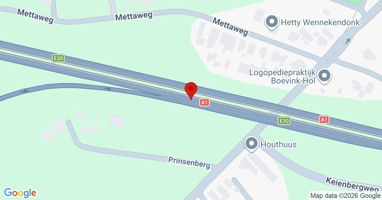 Kaart van het incident in Ugchelen met de aanrijroutes van de gealarmeerde eenheden