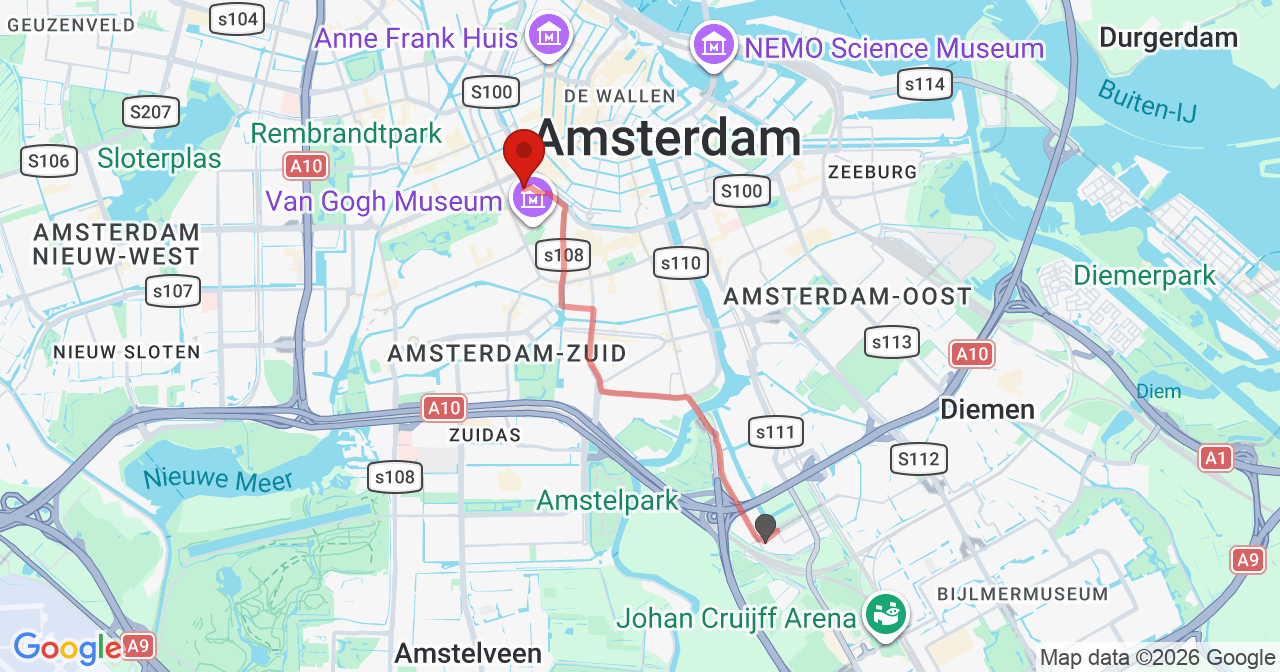 Kaart van het incident in Amsterdam met de aanrijroutes van de gealarmeerde eenheden