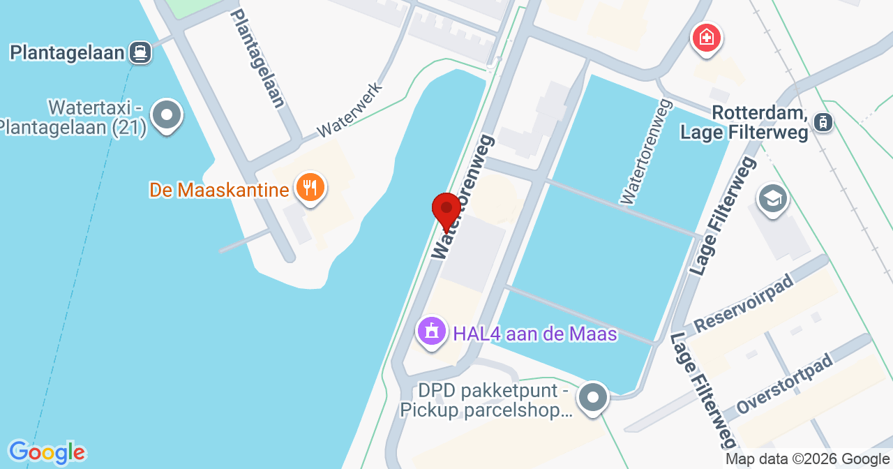 Kaart van het incident in Rotterdam met de aanrijroutes van de gealarmeerde eenheden