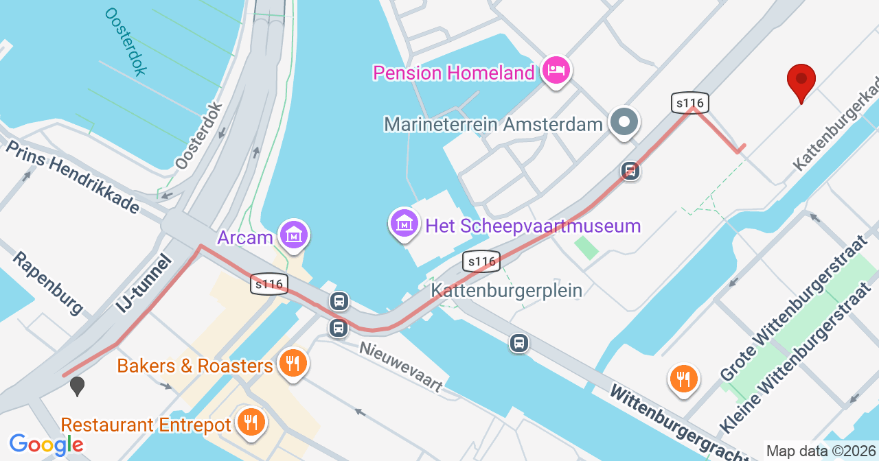 Kaart van het incident in Amsterdam met de aanrijroutes van de gealarmeerde eenheden