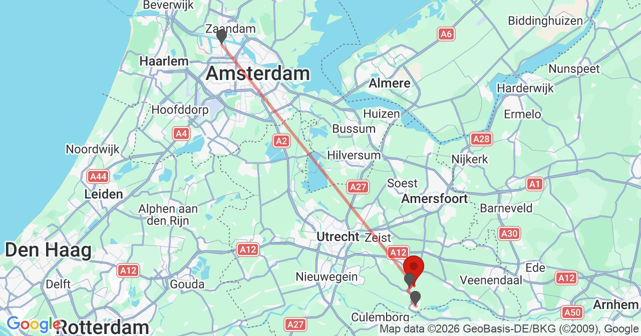 Kaart van het incident in Langbroek met de aanrijroutes van de gealarmeerde eenheden