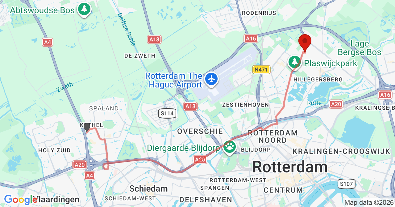 Kaart van het incident in Rotterdam met de aanrijroutes van de gealarmeerde eenheden