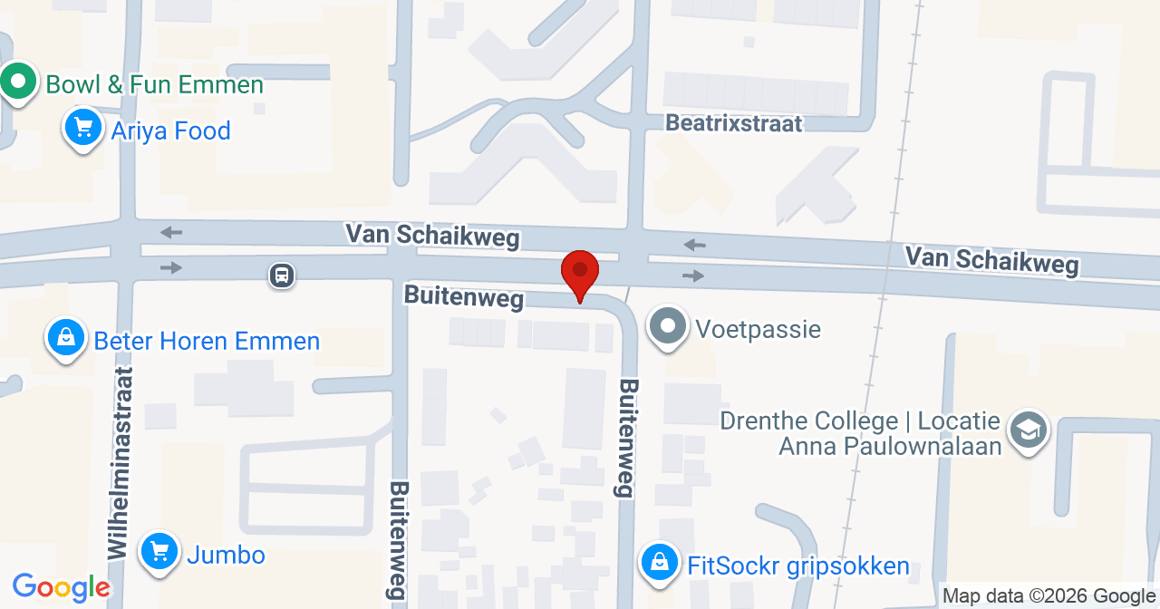 Kaart van het incident in Emmen met de aanrijroutes van de gealarmeerde eenheden
