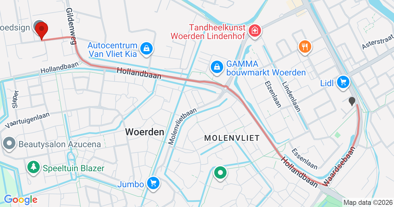 Kaart van het incident in Woerden met de aanrijroutes van de gealarmeerde eenheden