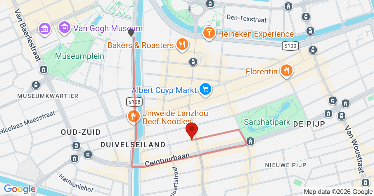 Kaart van het incident in Amsterdam met de aanrijroutes van de gealarmeerde eenheden