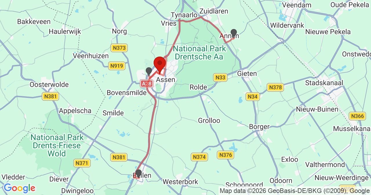 Kaart van het incident in Assen met de aanrijroutes van de gealarmeerde eenheden