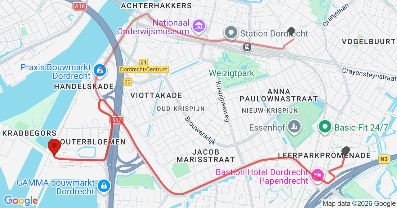 Kaart van het incident in Dordrecht met de aanrijroutes van de gealarmeerde eenheden
