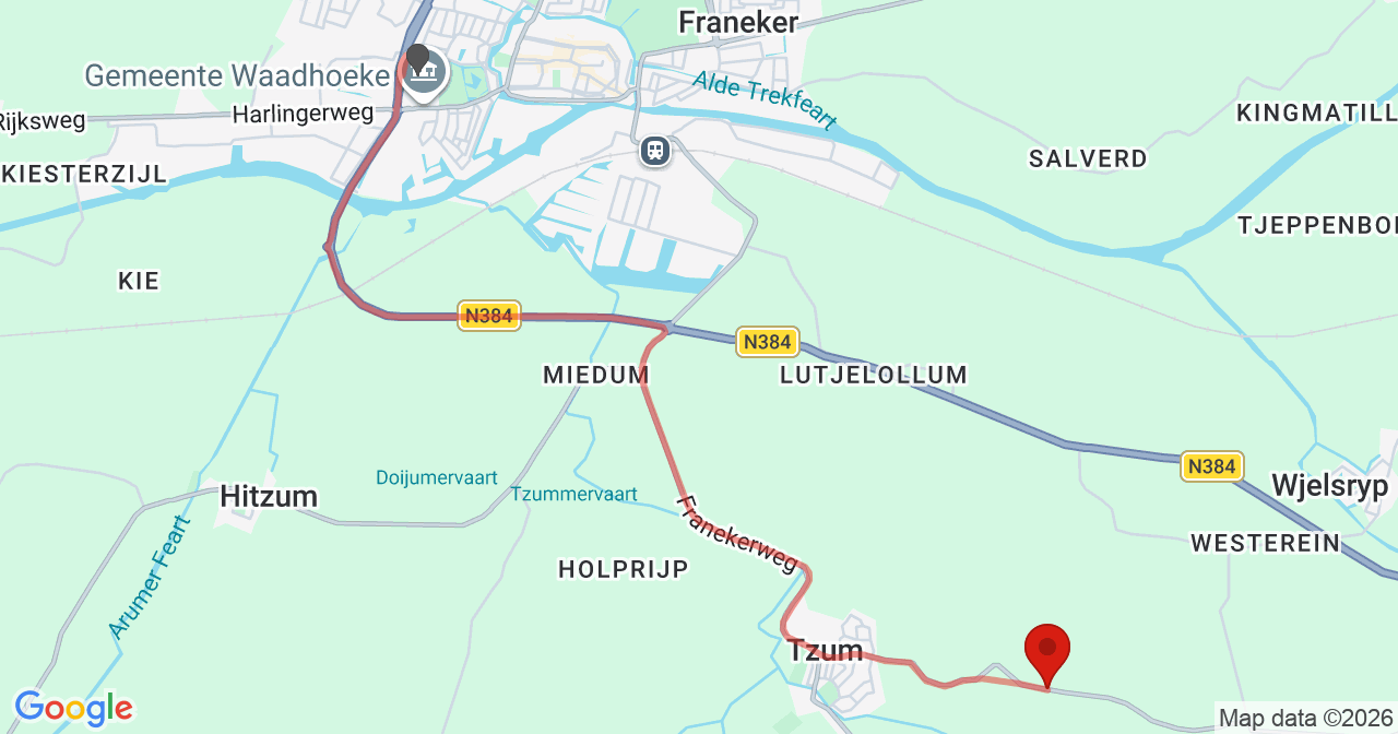 Kaart van het incident in Tzum met de aanrijroutes van de gealarmeerde eenheden