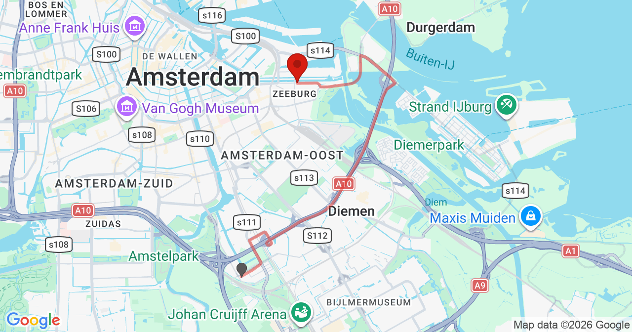 Kaart van het incident in Amsterdam met de aanrijroutes van de gealarmeerde eenheden