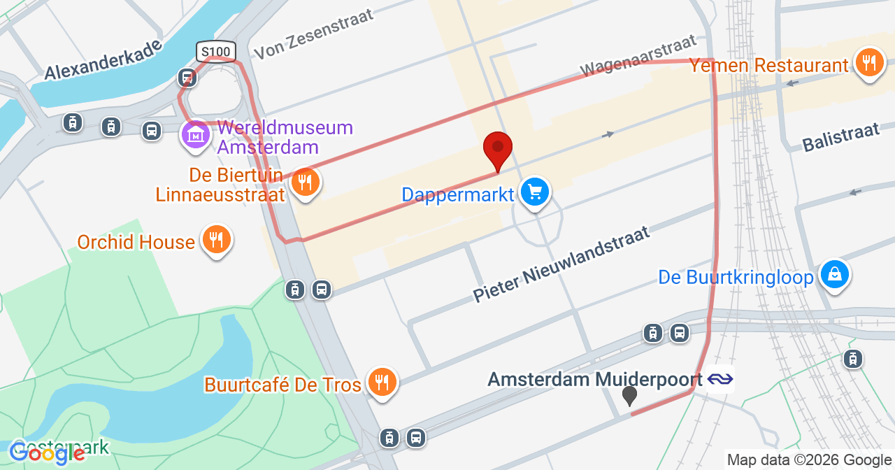 Kaart van het incident in Amsterdam met de aanrijroutes van de gealarmeerde eenheden