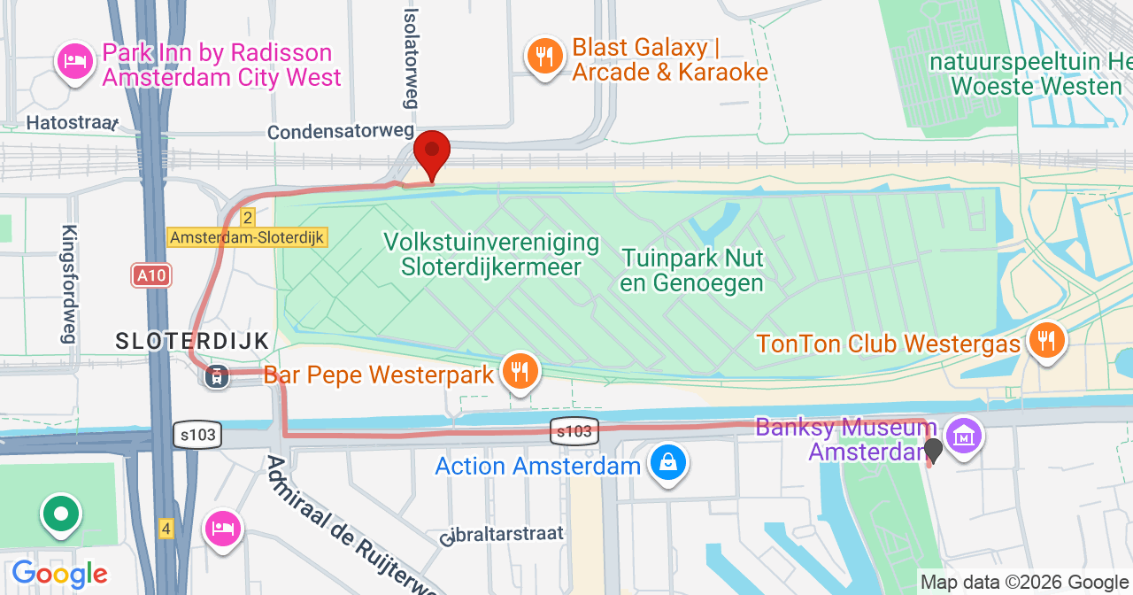 Kaart van het incident in Amsterdam met de aanrijroutes van de gealarmeerde eenheden