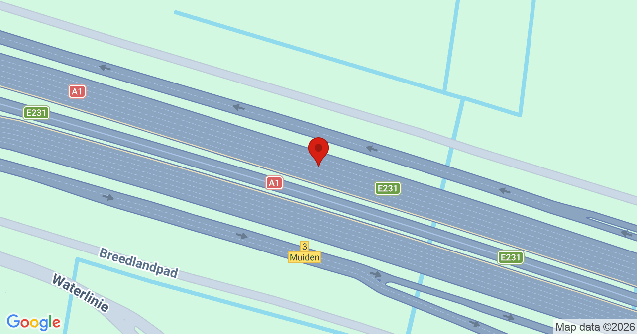 Kaart van het incident in Muiden met de aanrijroutes van de gealarmeerde eenheden
