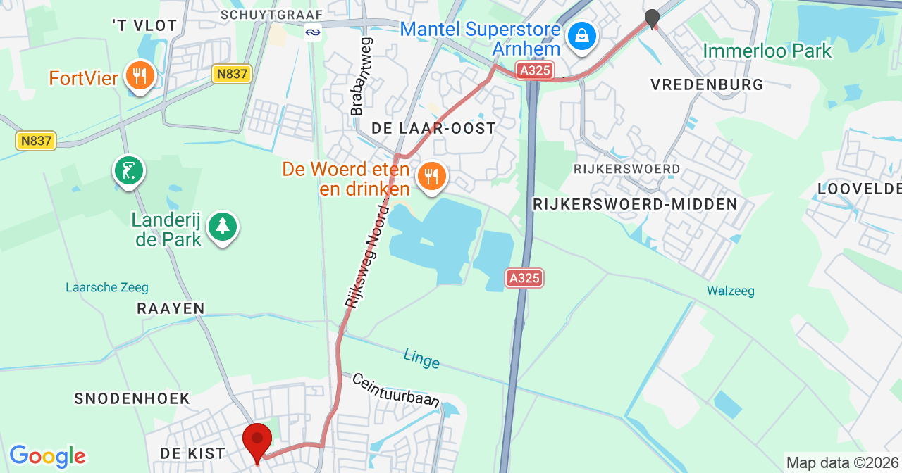 Kaart van het incident in Elst met de aanrijroutes van de gealarmeerde eenheden