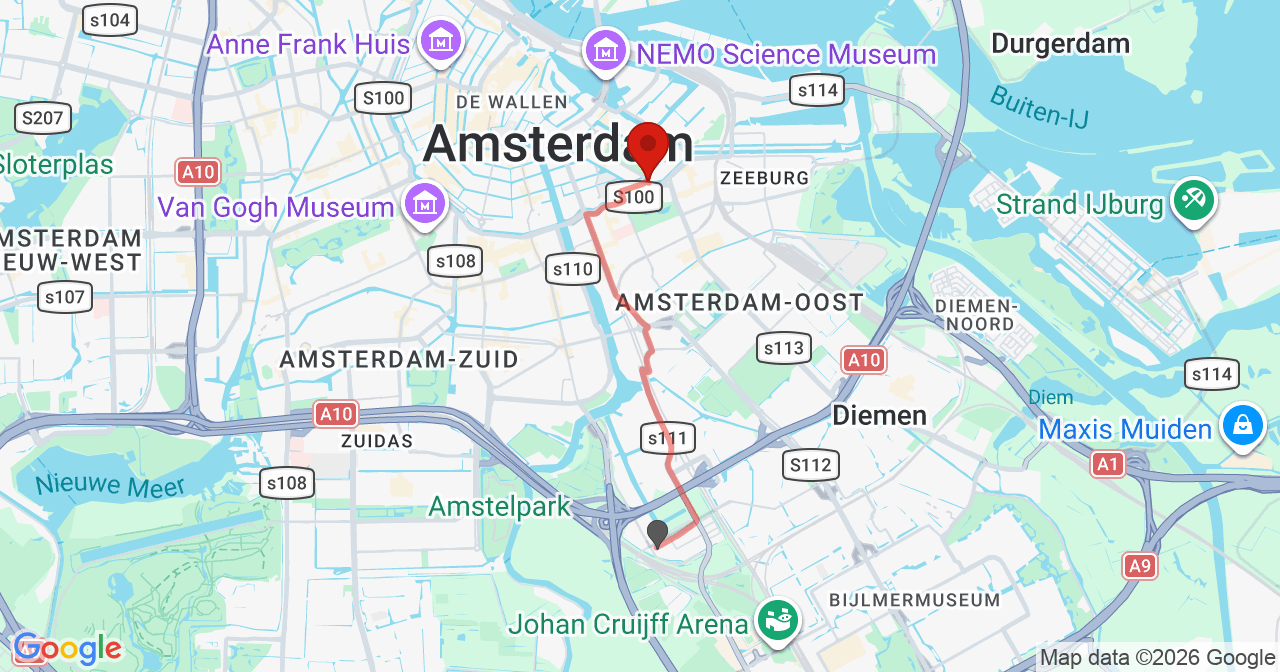 Kaart van het incident in Amsterdam met de aanrijroutes van de gealarmeerde eenheden