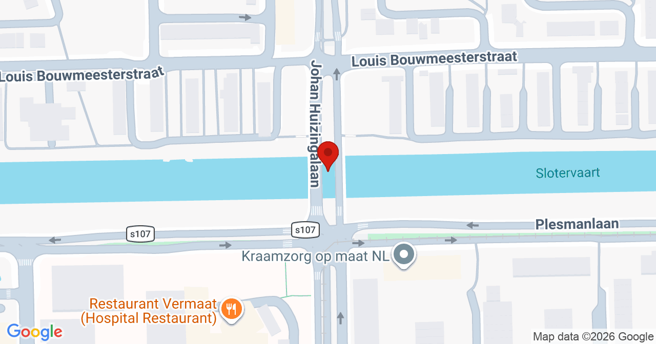 Kaart van het incident in Amsterdam met de aanrijroutes van de gealarmeerde eenheden