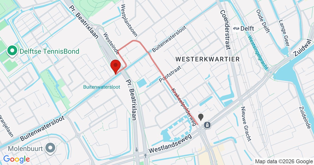 Kaart van het incident in Delft met de aanrijroutes van de gealarmeerde eenheden