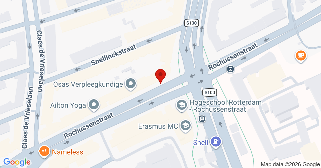 Kaart van het incident in Rotterdam met de aanrijroutes van de gealarmeerde eenheden