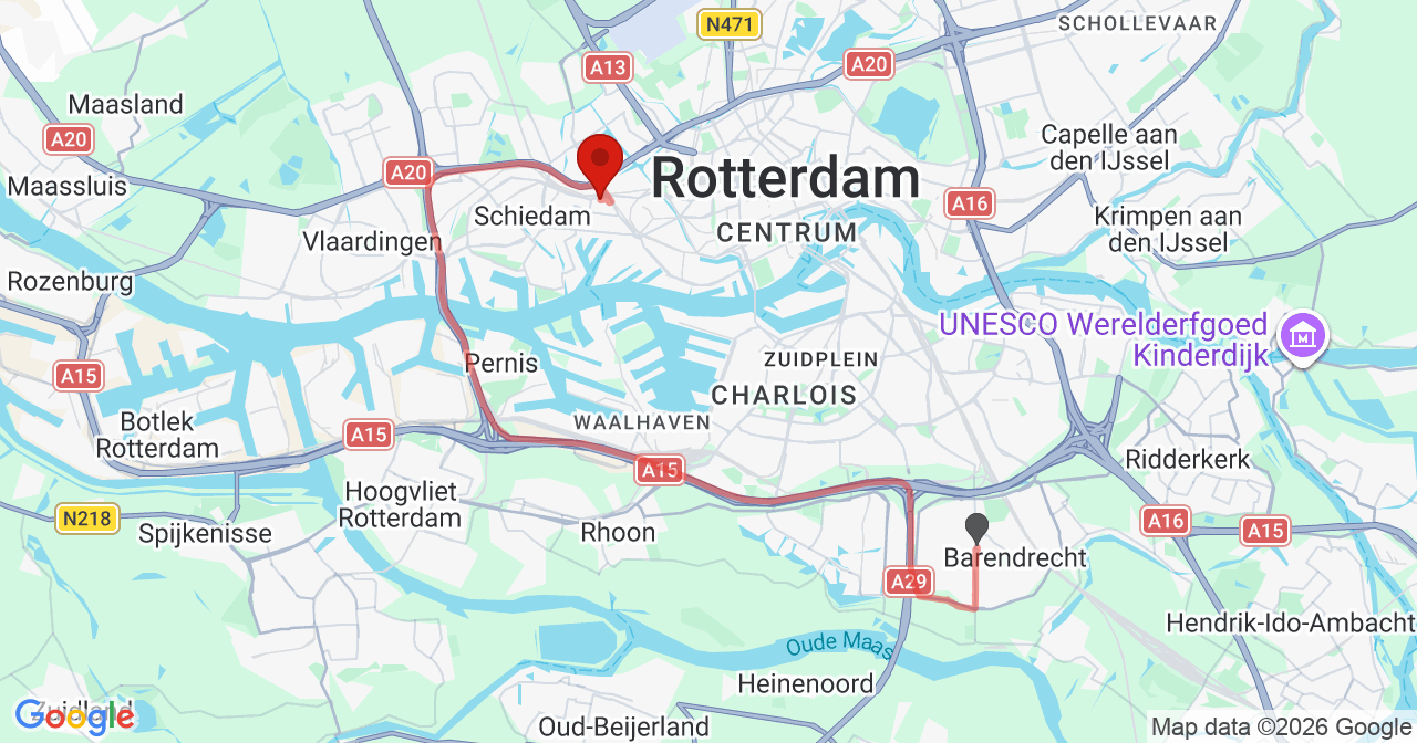 Kaart van het incident in Rotterdam met de aanrijroutes van de gealarmeerde eenheden