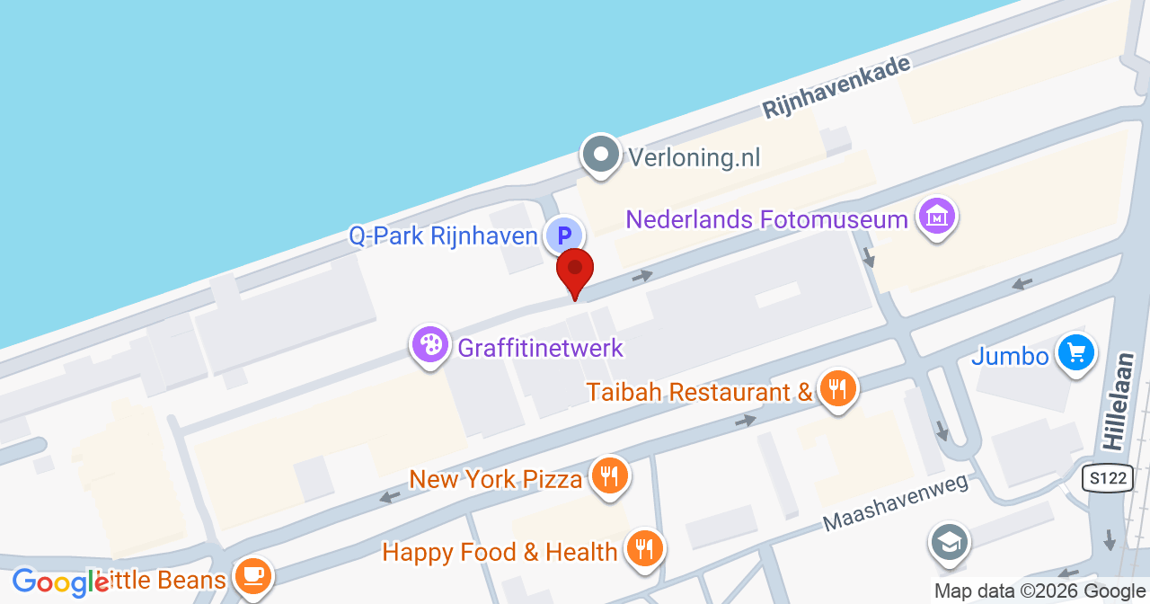 Kaart van het incident in Rotterdam met de aanrijroutes van de gealarmeerde eenheden