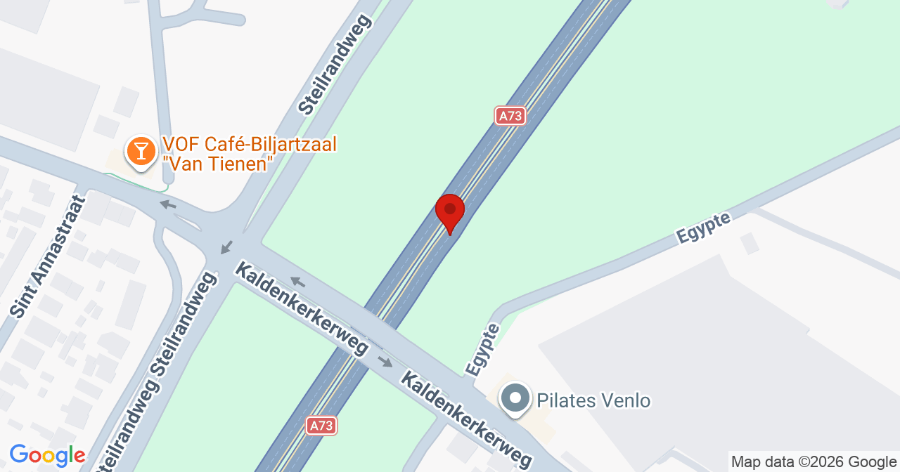 Kaart van het incident in Tegelen met de aanrijroutes van de gealarmeerde eenheden
