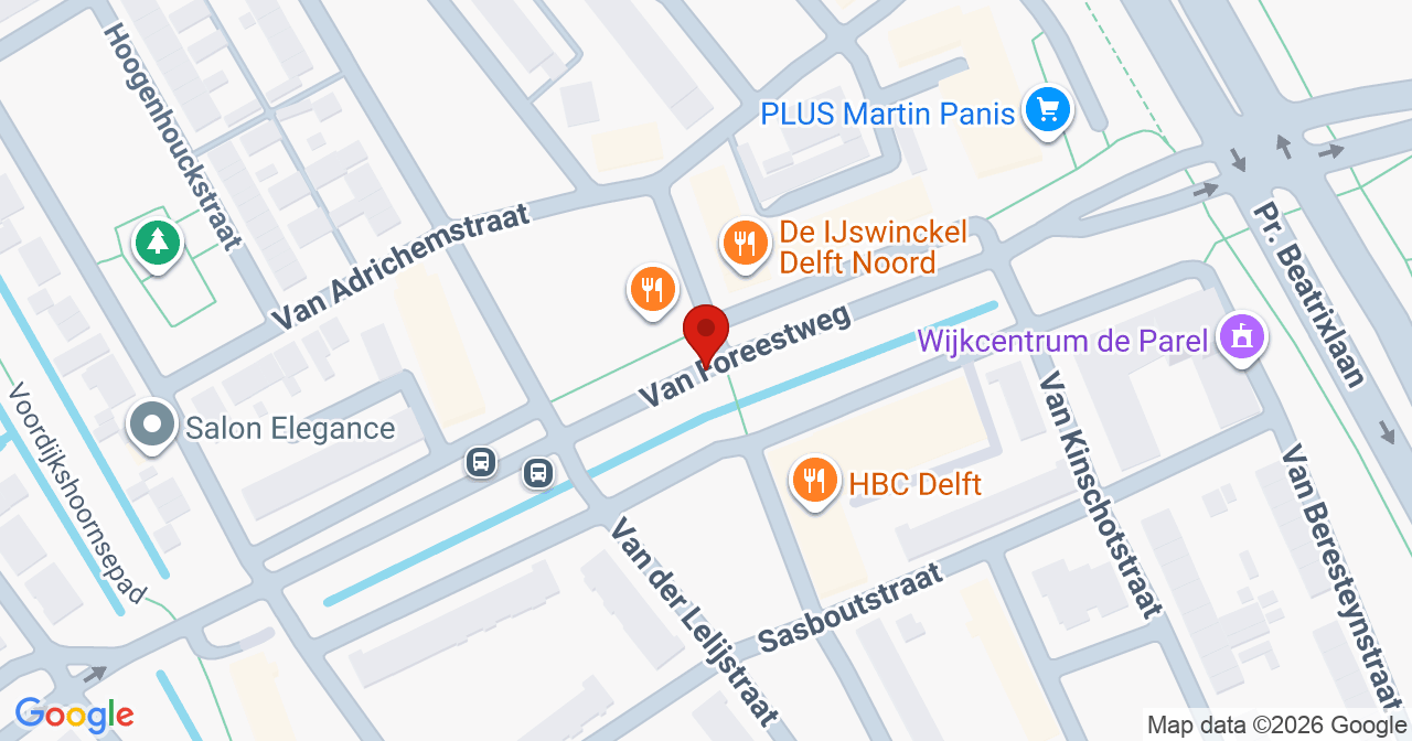 Kaart van het incident in Delft met de aanrijroutes van de gealarmeerde eenheden
