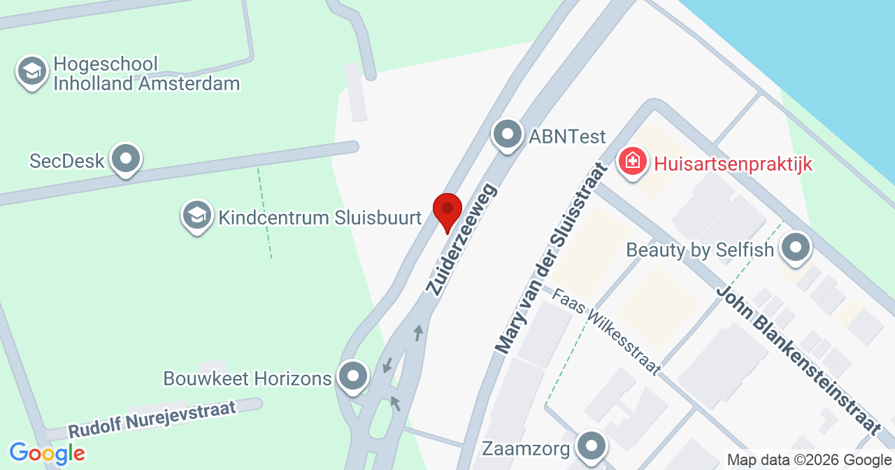 Kaart van het incident in Amsterdam met de aanrijroutes van de gealarmeerde eenheden