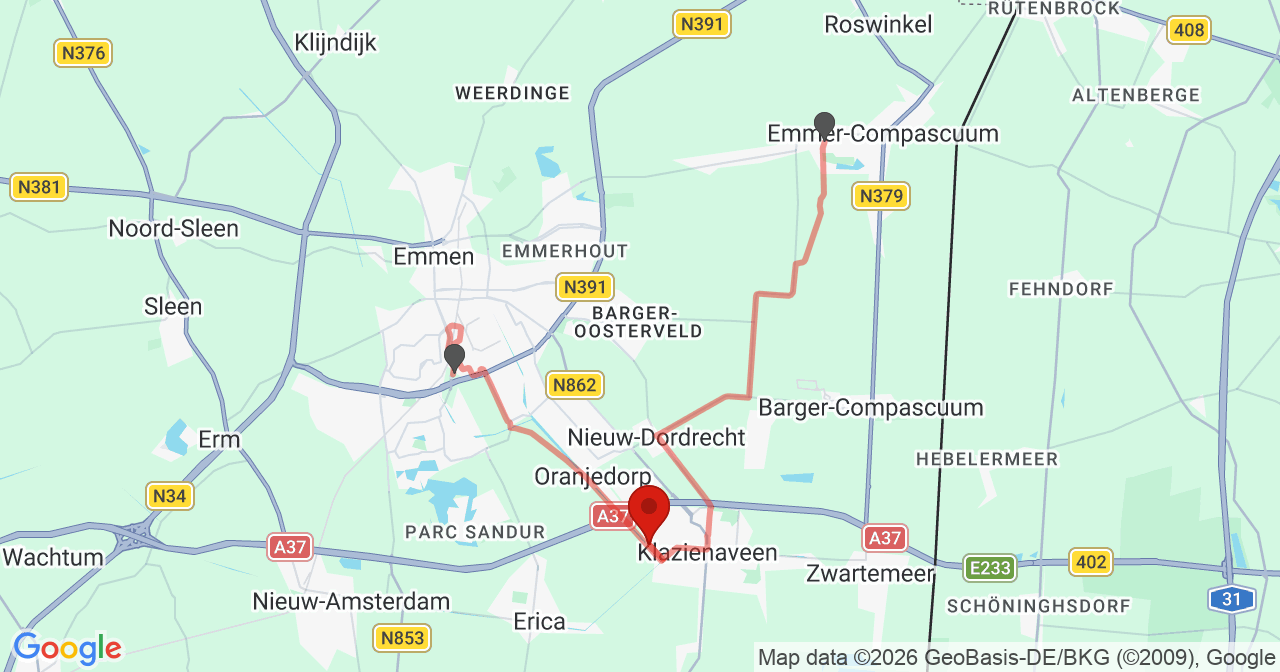 Kaart van het incident in Klazienaveen met de aanrijroutes van de gealarmeerde eenheden