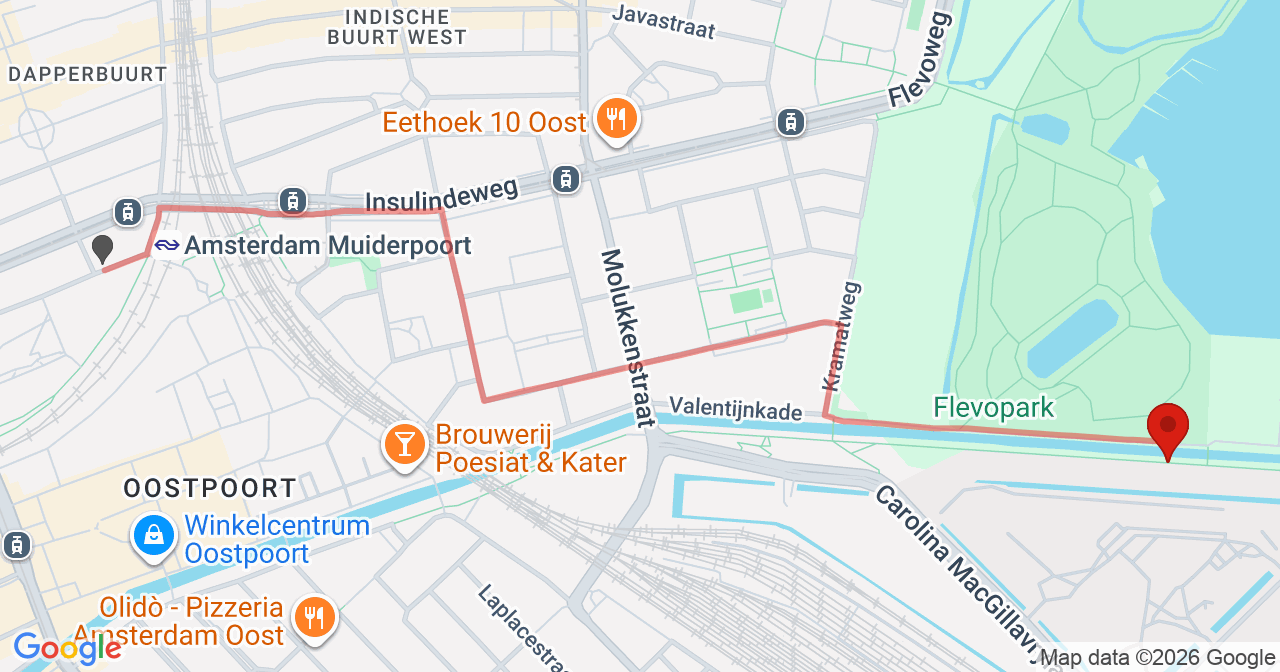 Kaart van het incident in Amsterdam met de aanrijroutes van de gealarmeerde eenheden