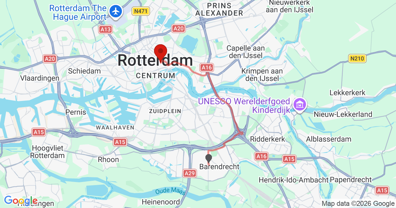 Kaart van het incident in Rotterdam met de aanrijroutes van de gealarmeerde eenheden