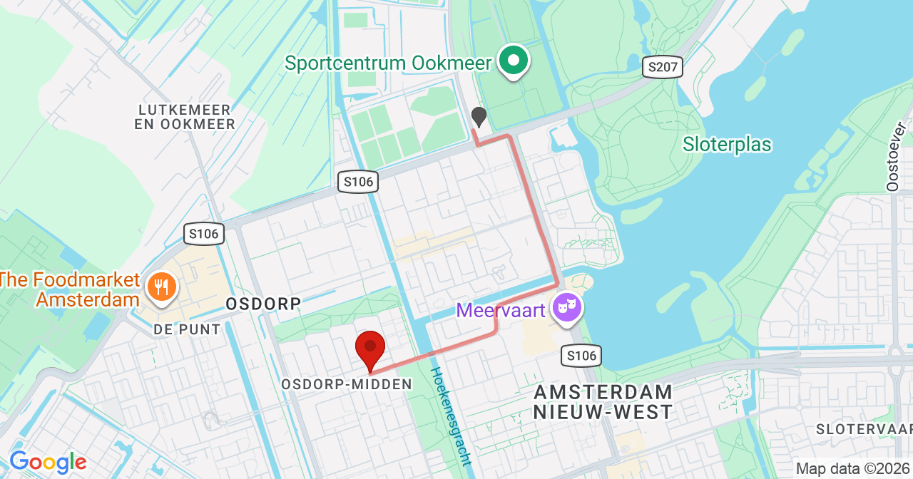 Kaart van het incident in Amsterdam met de aanrijroutes van de gealarmeerde eenheden