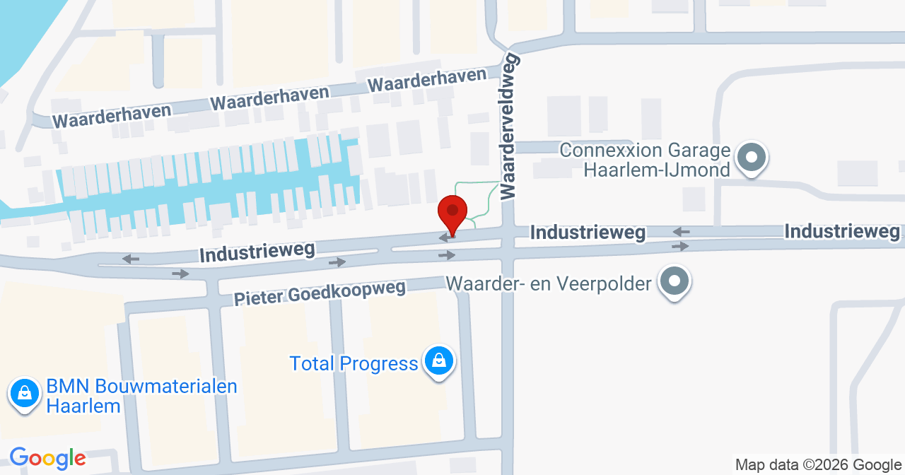 Kaart van het incident in Haarlem met de aanrijroutes van de gealarmeerde eenheden