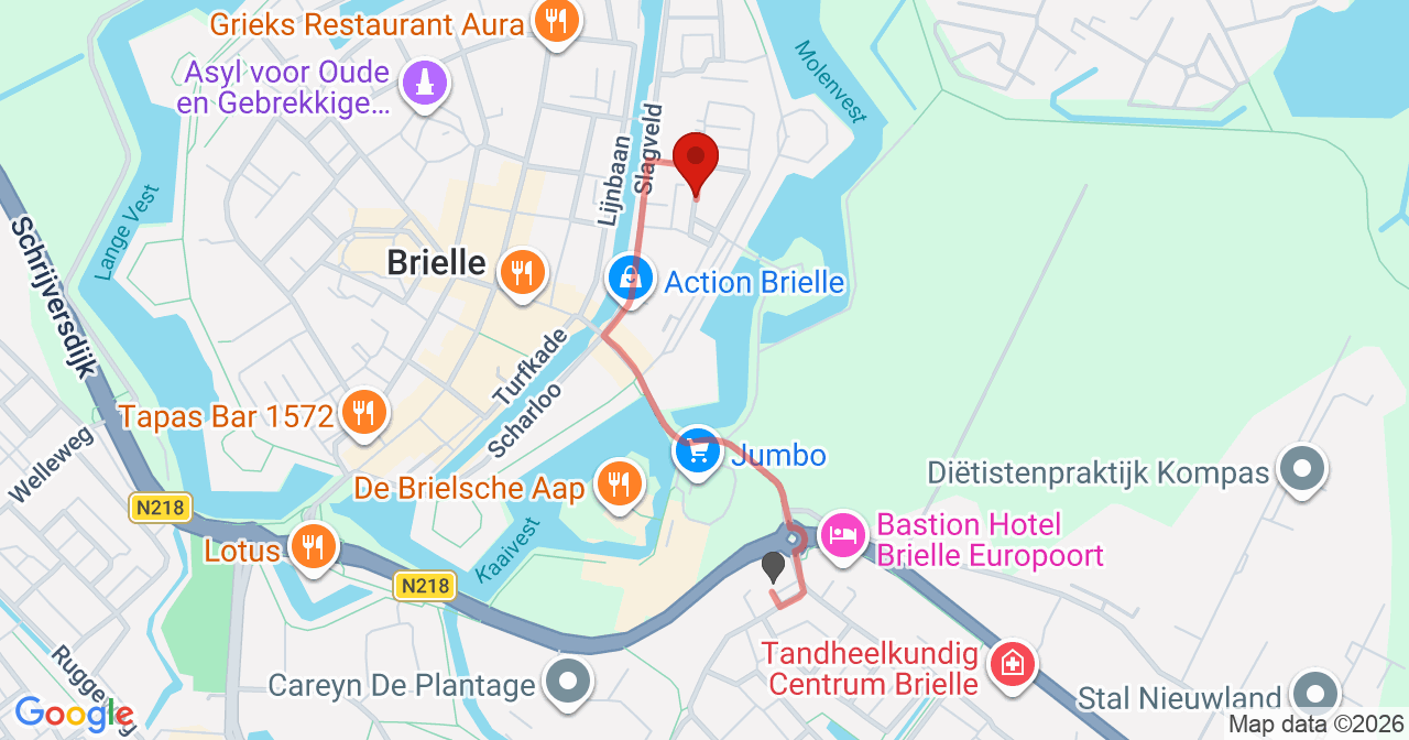 Kaart van het incident in Brielle met de aanrijroutes van de gealarmeerde eenheden