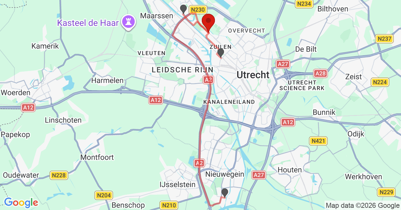 Kaart van het incident in Utrecht met de aanrijroutes van de gealarmeerde eenheden