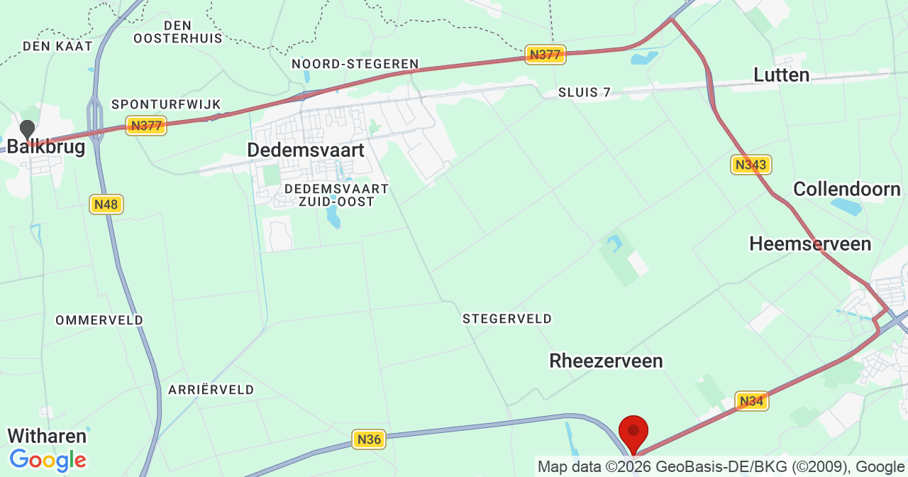 Kaart van het incident in Rheezerveen met de aanrijroutes van de gealarmeerde eenheden