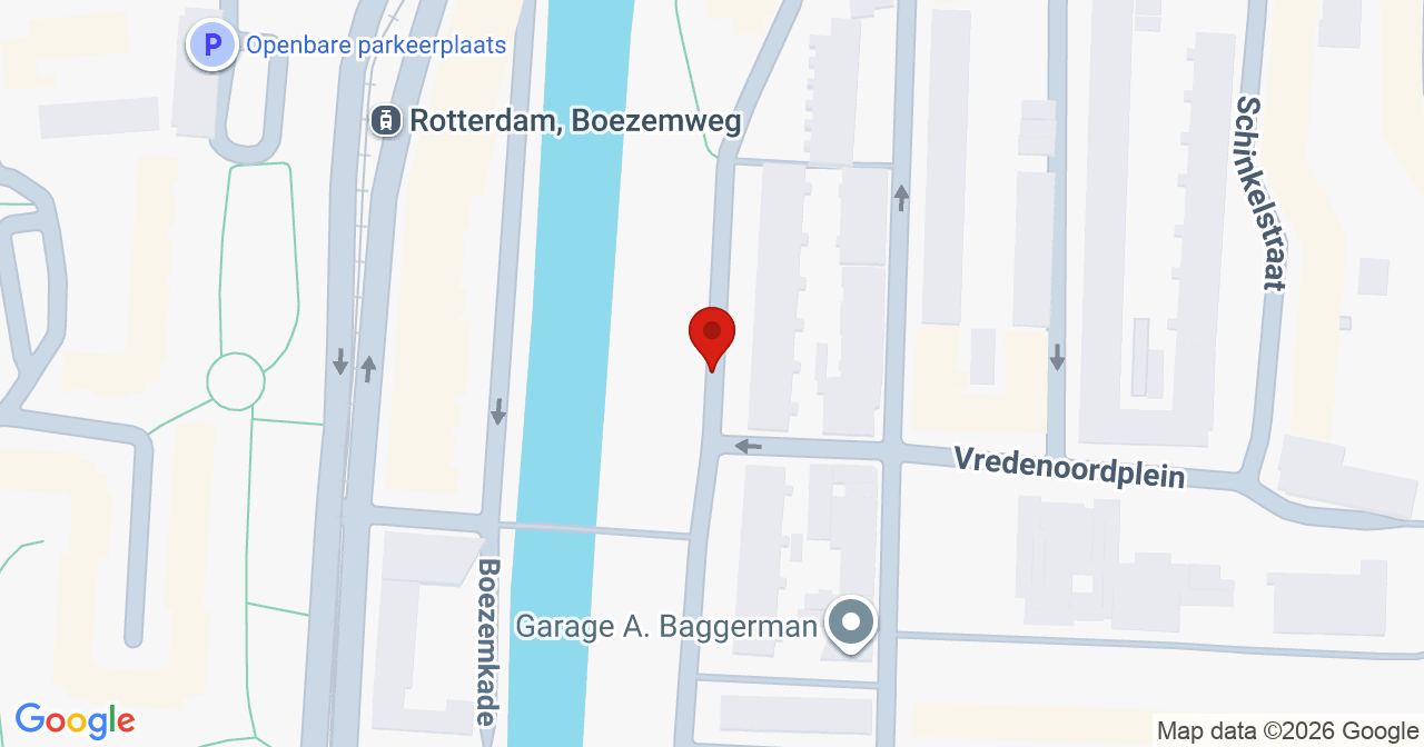Kaart van het incident in Rotterdam met de aanrijroutes van de gealarmeerde eenheden