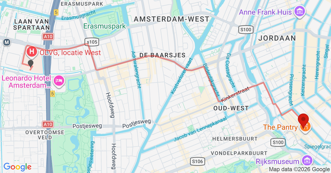 Kaart van het incident in Amsterdam met de aanrijroutes van de gealarmeerde eenheden