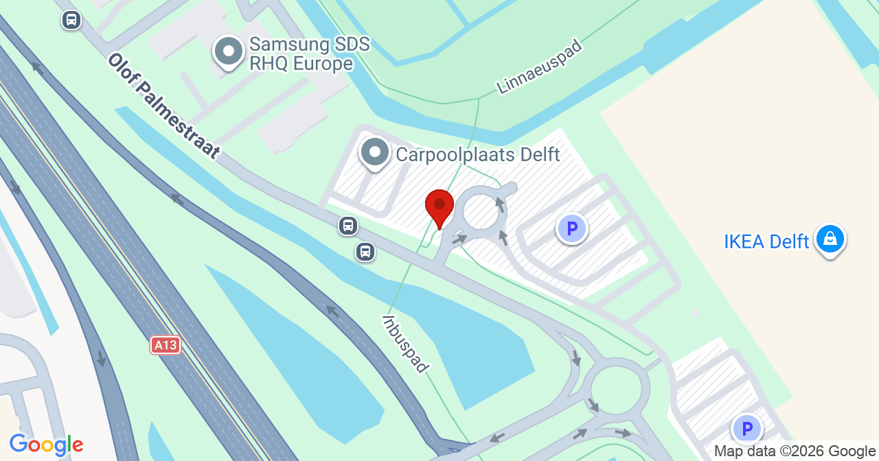 Kaart van het incident in Delft met de aanrijroutes van de gealarmeerde eenheden