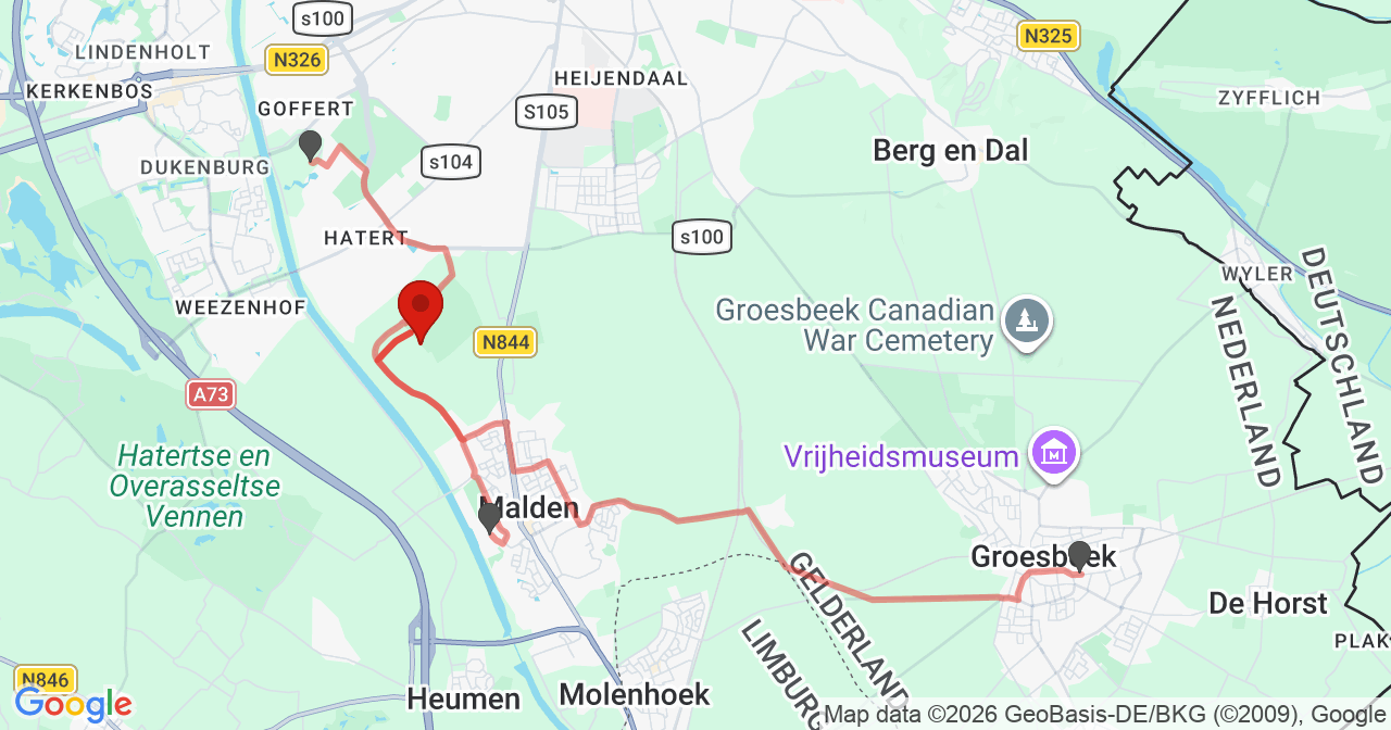 Kaart van het incident in Malden met de aanrijroutes van de gealarmeerde eenheden