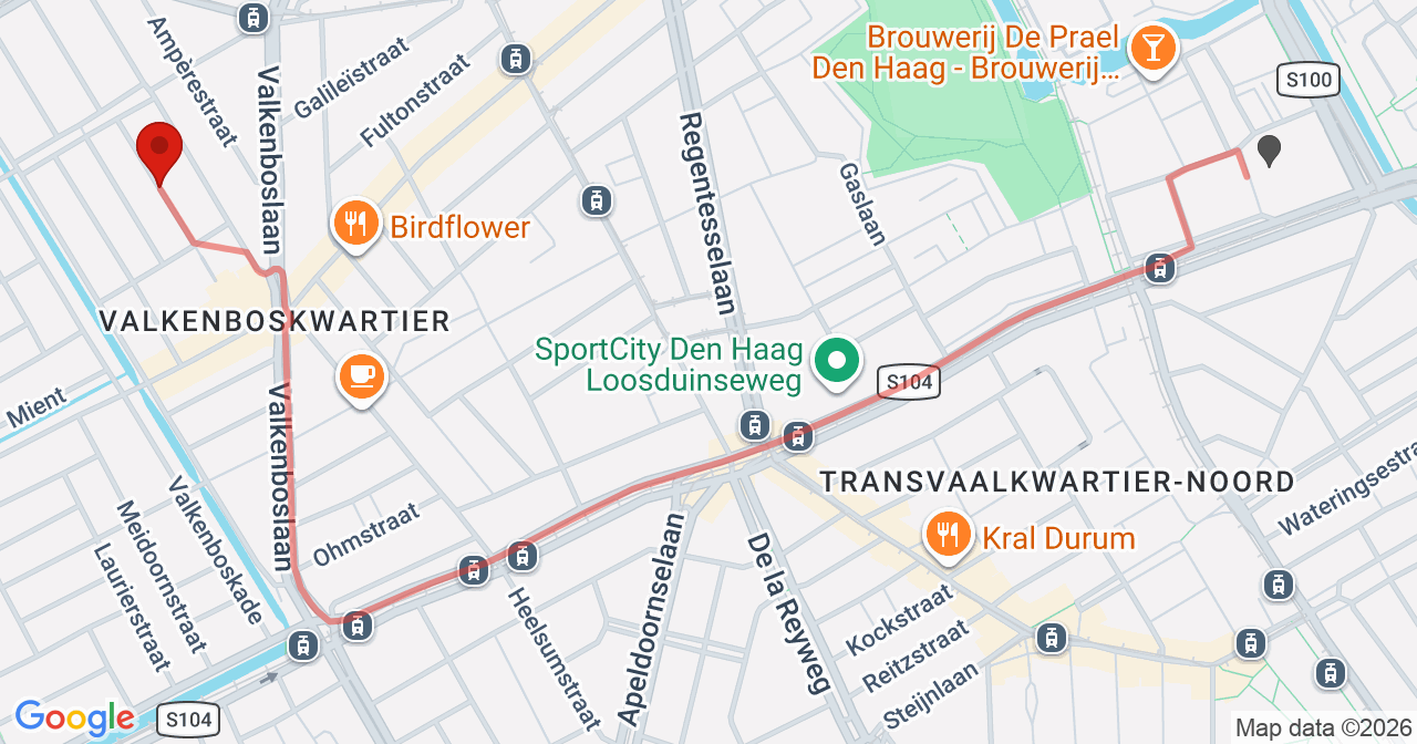 Kaart van het incident in 's-Gravenhage met de aanrijroutes van de gealarmeerde eenheden