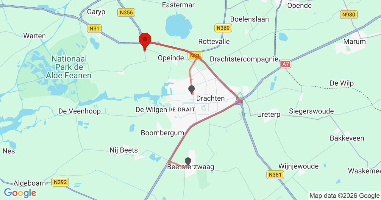 Kaart van het incident in Nijega met de aanrijroutes van de gealarmeerde eenheden
